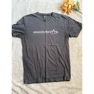 Pnuma Gray T-shirt Size Medium